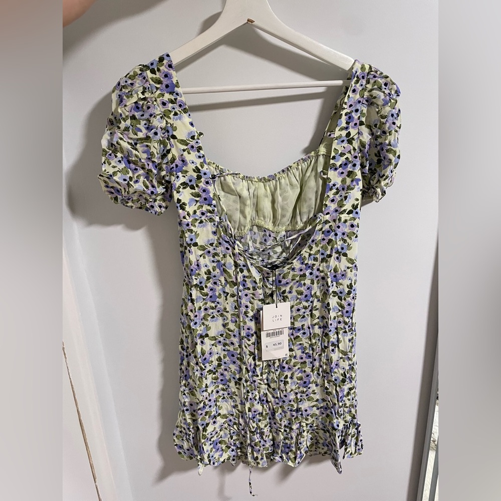 Women’s tops